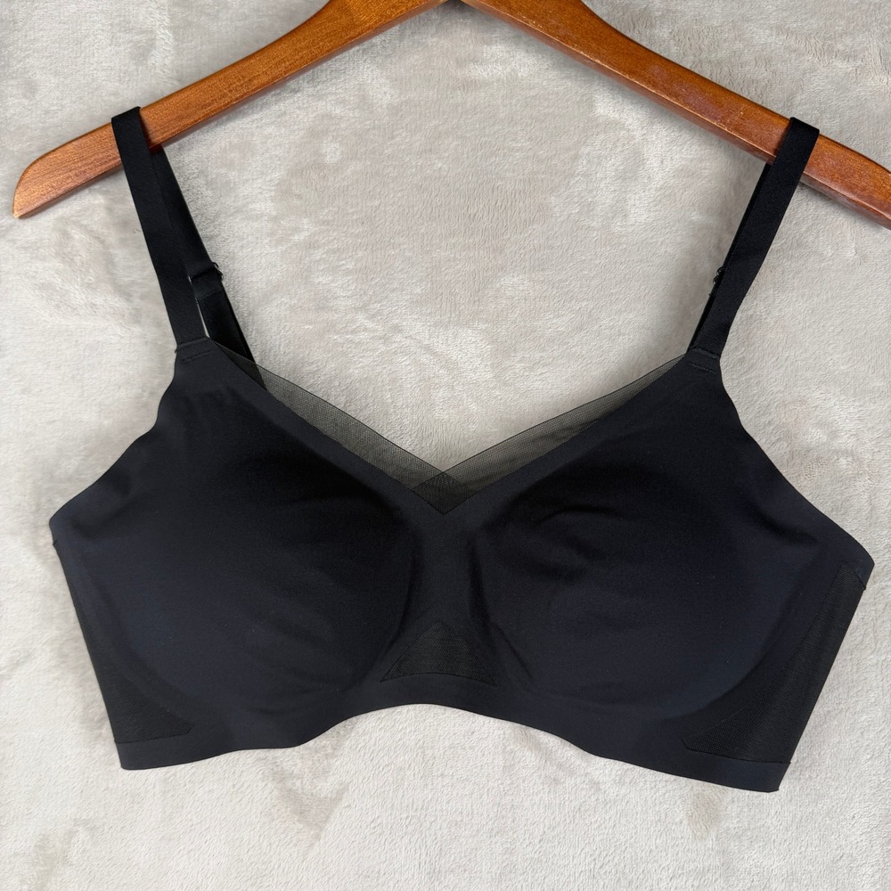 Honeylove V-Neck Bra Black Wireless Mesh Detail Seamless LWBR0302 Womens Medium